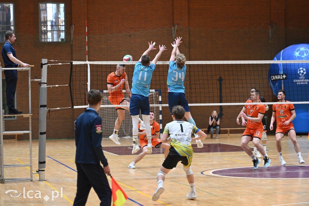 Ikar wygrywa 3:0 na zakończenie sezonu