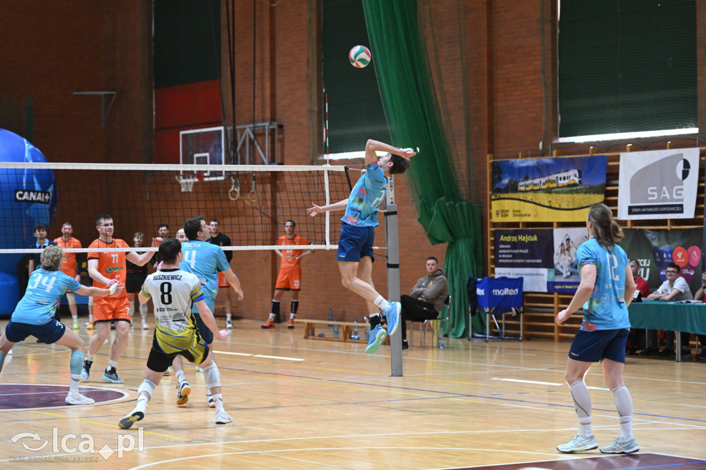 Ikar wygrywa 3:0 na zakończenie sezonu