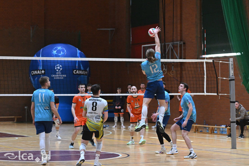 Ikar wygrywa 3:0 na zakończenie sezonu