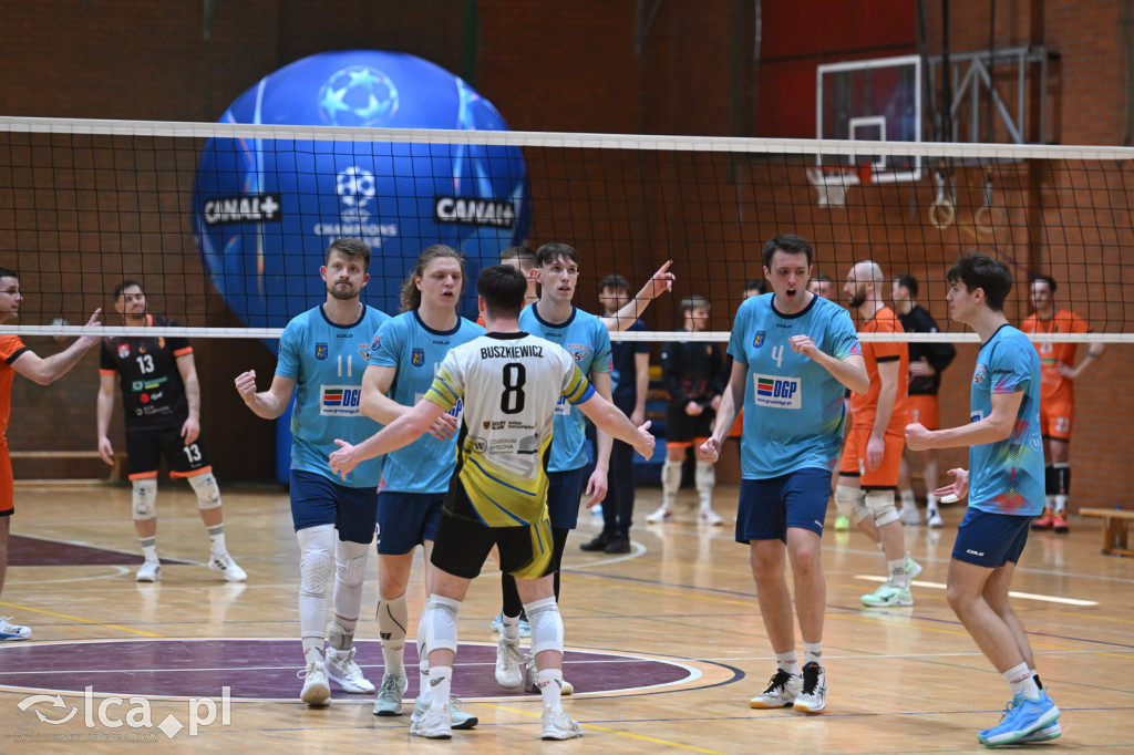 Ikar wygrywa 3:0 na zakończenie sezonu