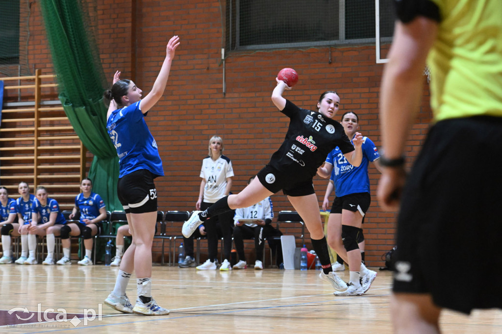 EISBERG Dziewiątka Legnica przegrała z MTS Żory 25:28