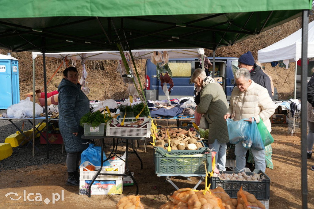 Niedzielne zakupy w Bartoszowie