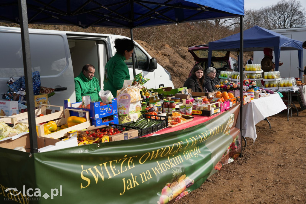 Niedzielne zakupy w Bartoszowie