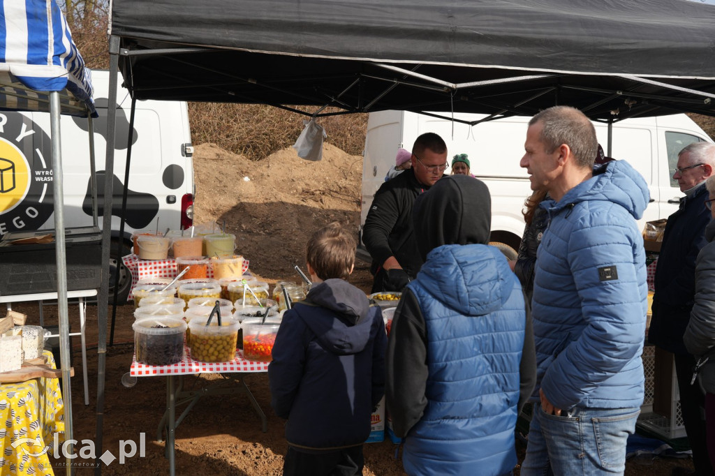 Niedzielne zakupy w Bartoszowie