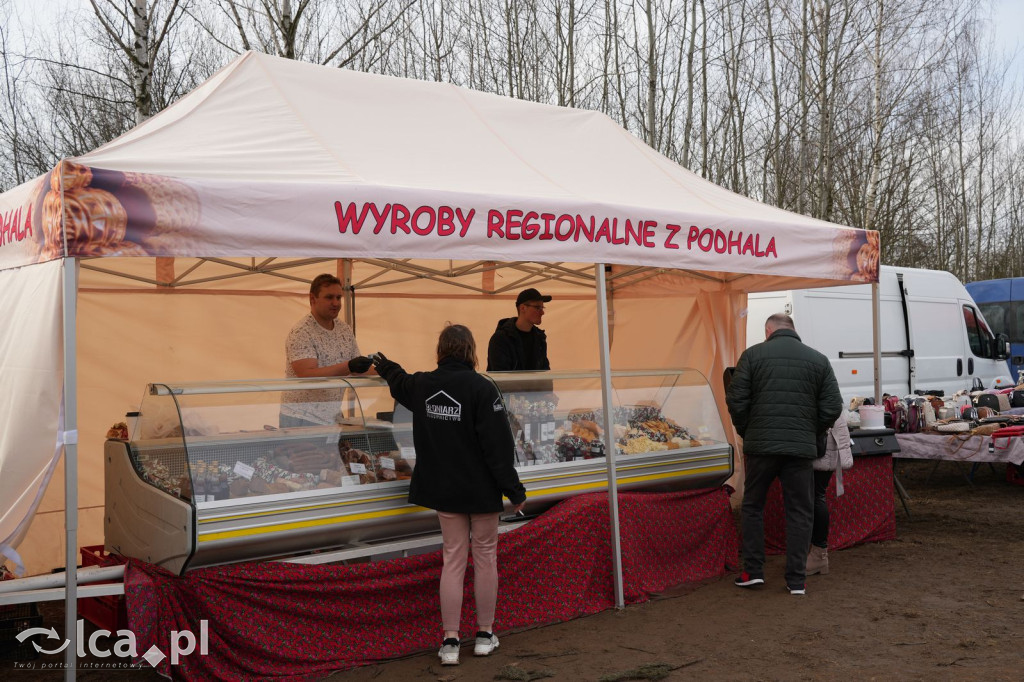 Niedzielne zakupy w Bartoszowie