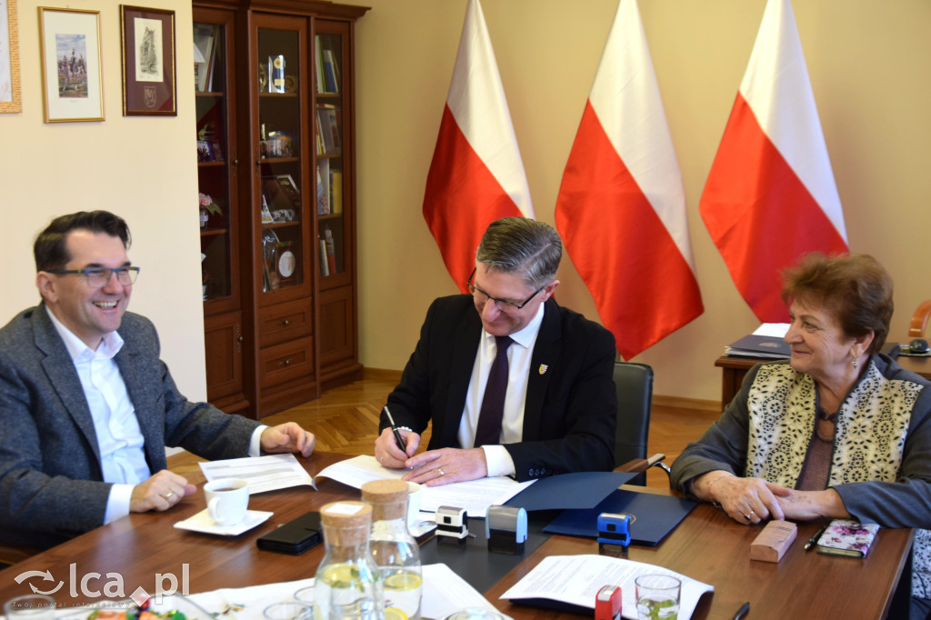 590 metrów drogi w Groblach do remontu