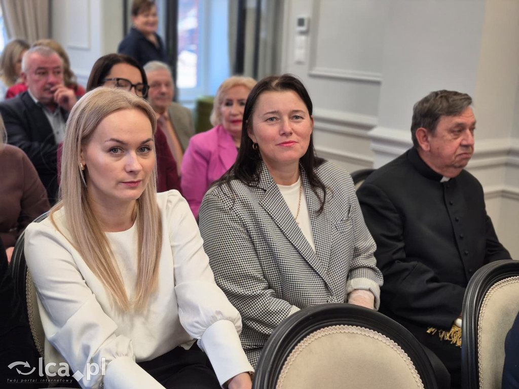 Zrujnowany budynek w Prochowicach odzyskał życie