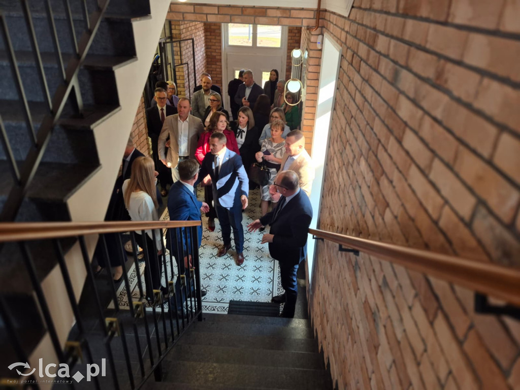 Zrujnowany budynek w Prochowicach odzyskał życie