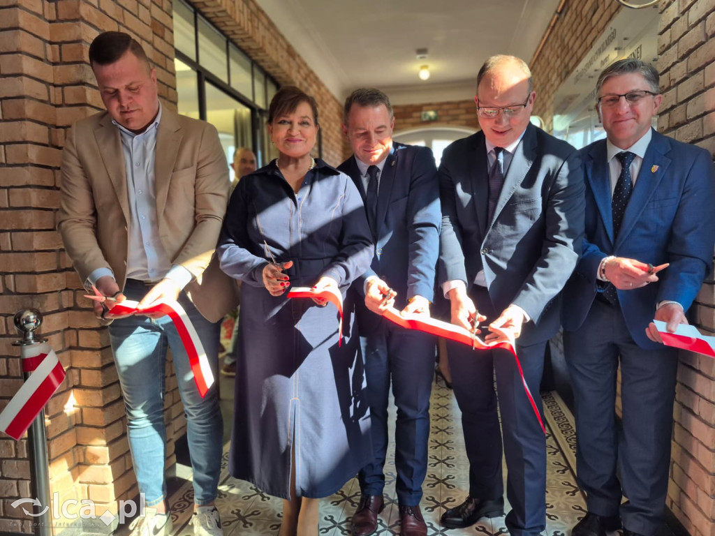 Zrujnowany budynek w Prochowicach odzyskał życie