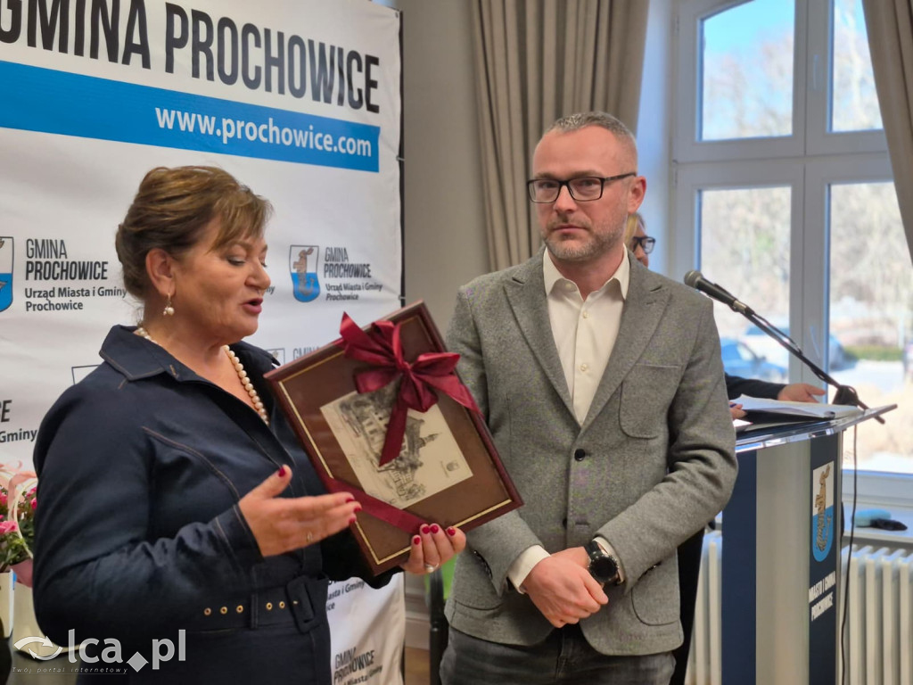 Zrujnowany budynek w Prochowicach odzyskał życie