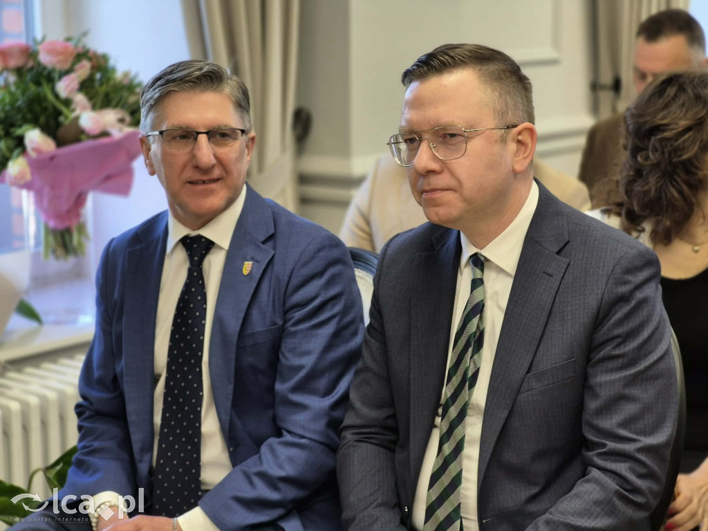 Zrujnowany budynek w Prochowicach odzyskał życie