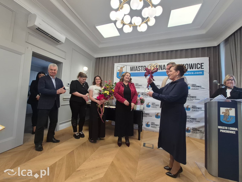 Zrujnowany budynek w Prochowicach odzyskał życie