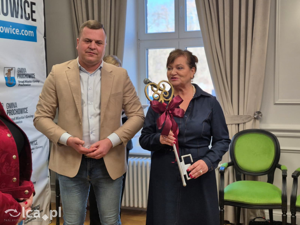 Zrujnowany budynek w Prochowicach odzyskał życie