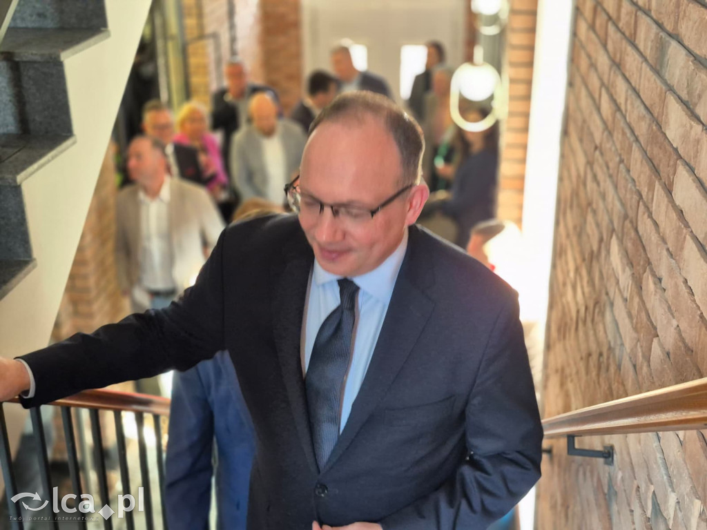 Zrujnowany budynek w Prochowicach odzyskał życie