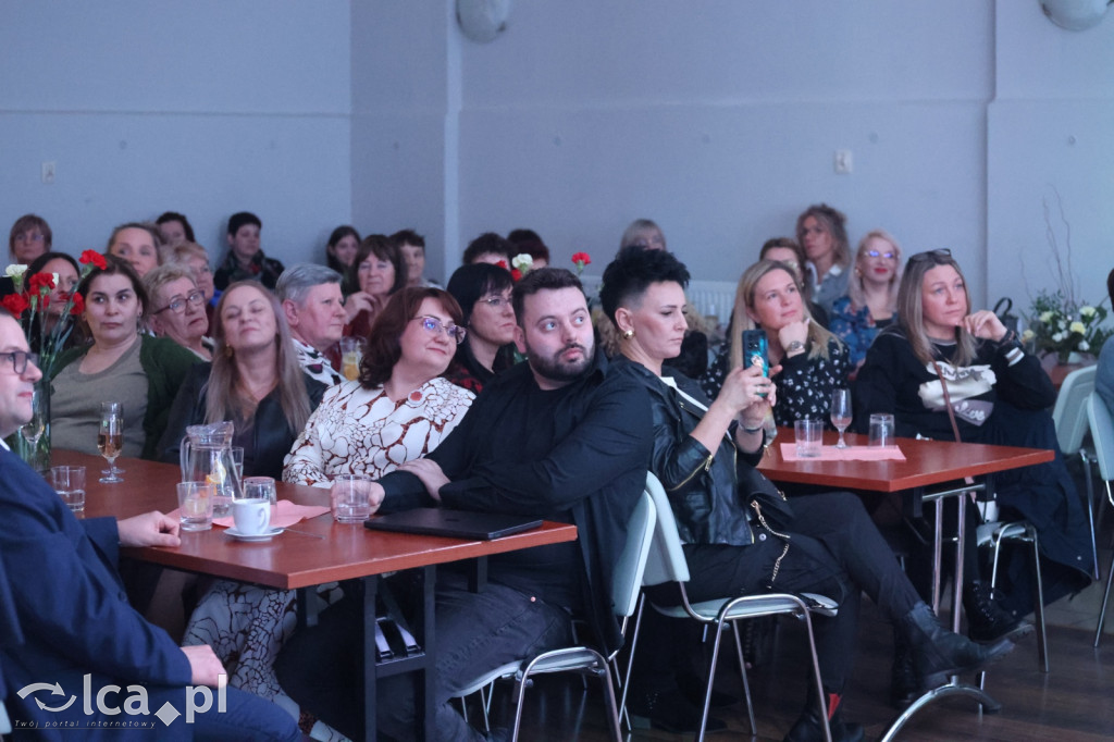 Kabaret PAKA rozbawił panie w Pątnowie