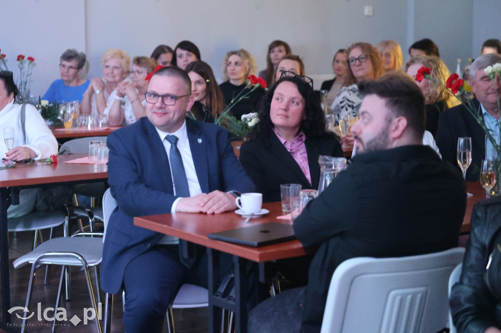 Kabaret PAKA rozbawił panie w Pątnowie