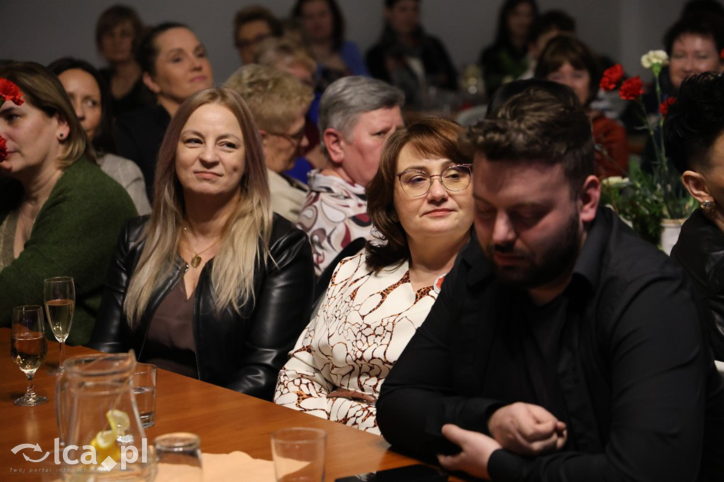 Kabaret PAKA rozbawił panie w Pątnowie