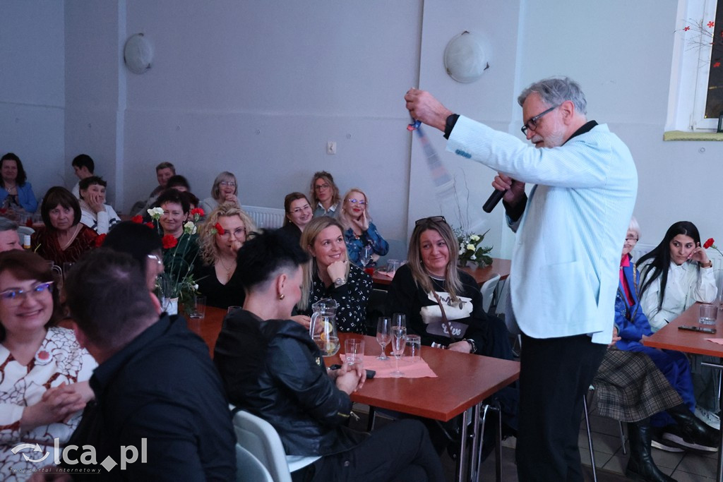 Kabaret PAKA rozbawił panie w Pątnowie