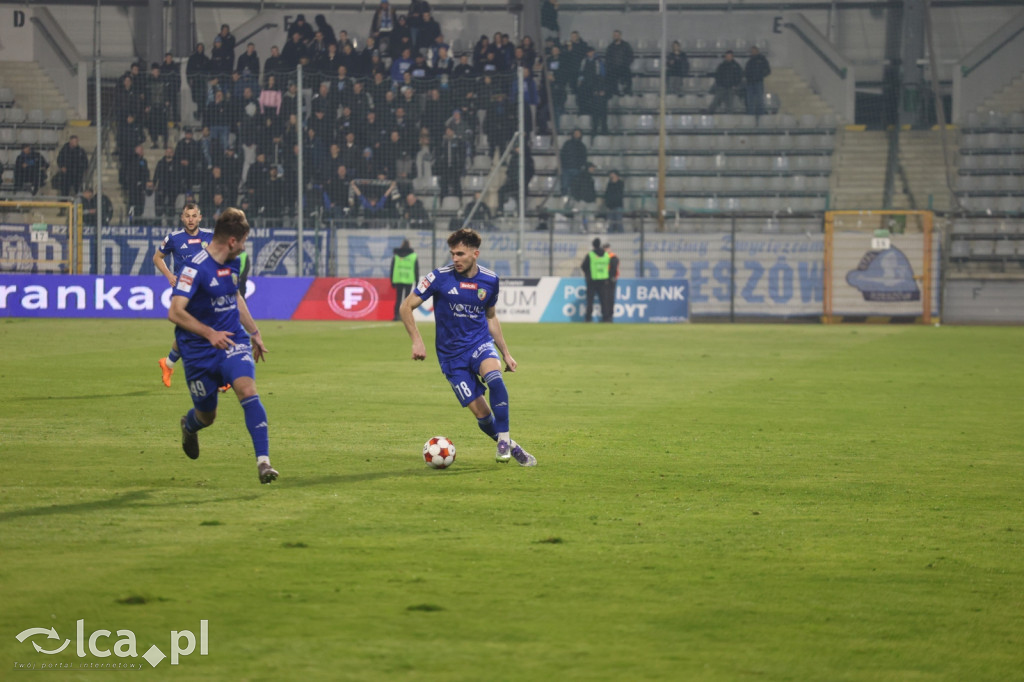 Trzy punkty zostają w Legnicy! Miedź pokonała Stal