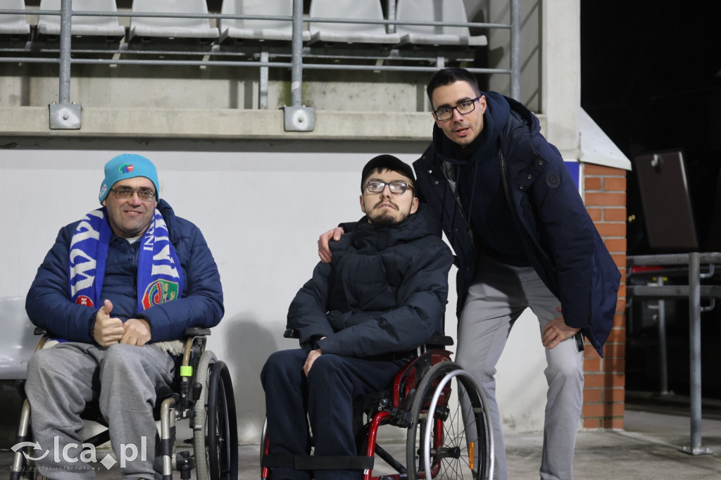 Na trybunach kibicowano z klasą! Zobacz zdjęcia