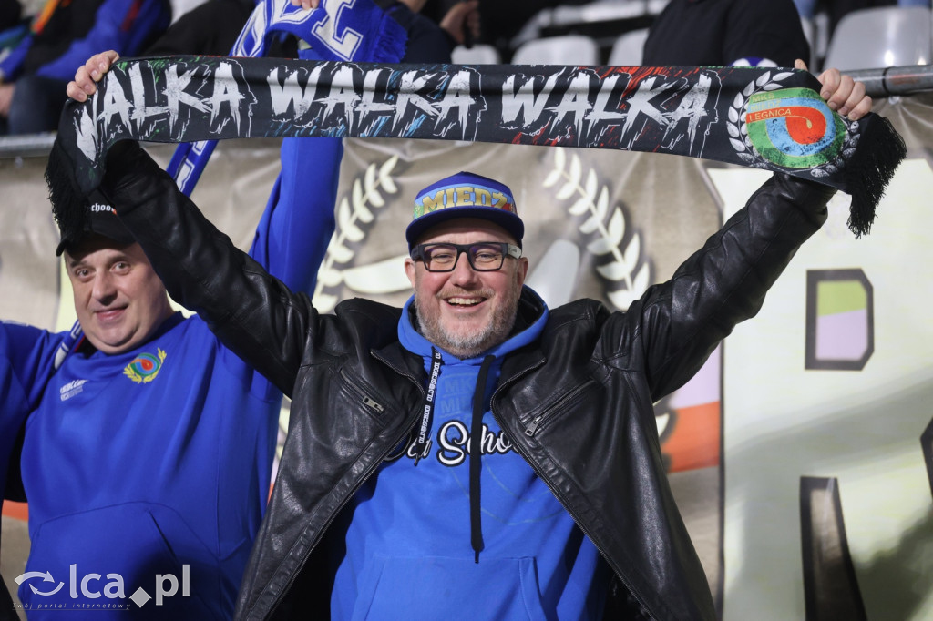 Na trybunach kibicowano z klasą! Zobacz zdjęcia