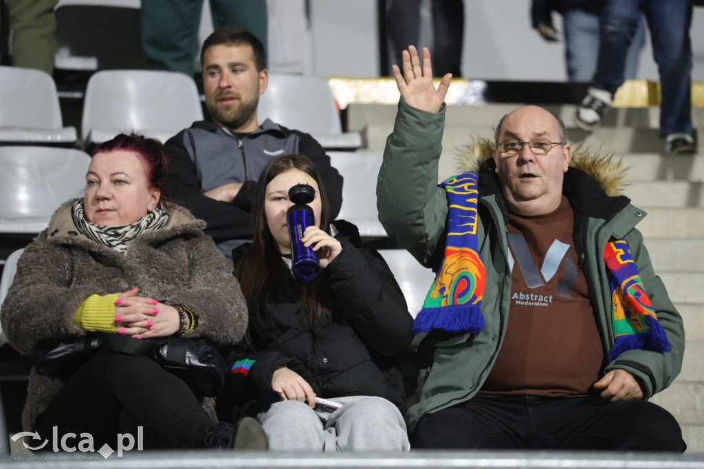 Na trybunach kibicowano z klasą! Zobacz zdjęcia