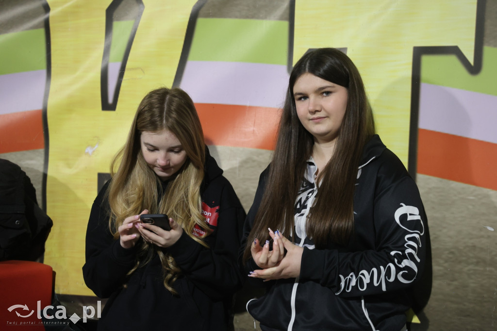 Na trybunach kibicowano z klasą! Zobacz zdjęcia