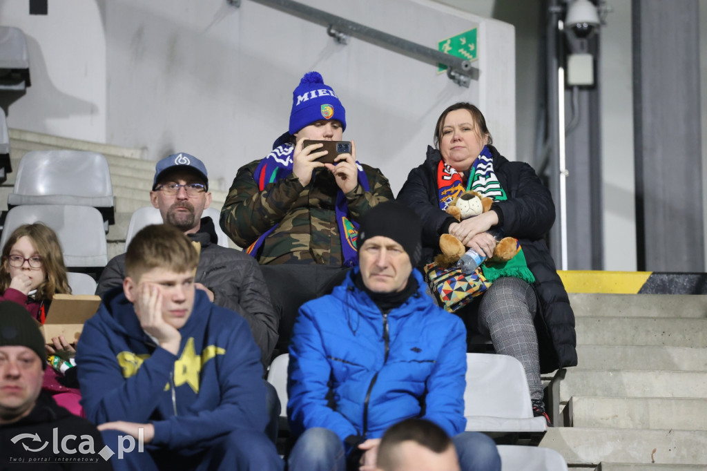Na trybunach kibicowano z klasą! Zobacz zdjęcia