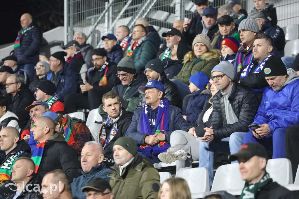 Na trybunach kibicowano z klasą! Zobacz zdjęcia