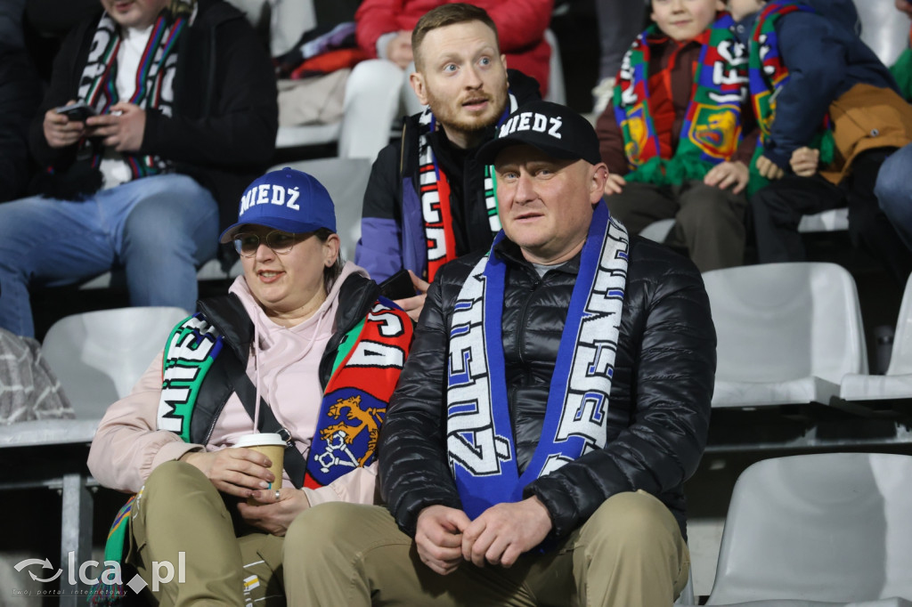 Na trybunach kibicowano z klasą! Zobacz zdjęcia