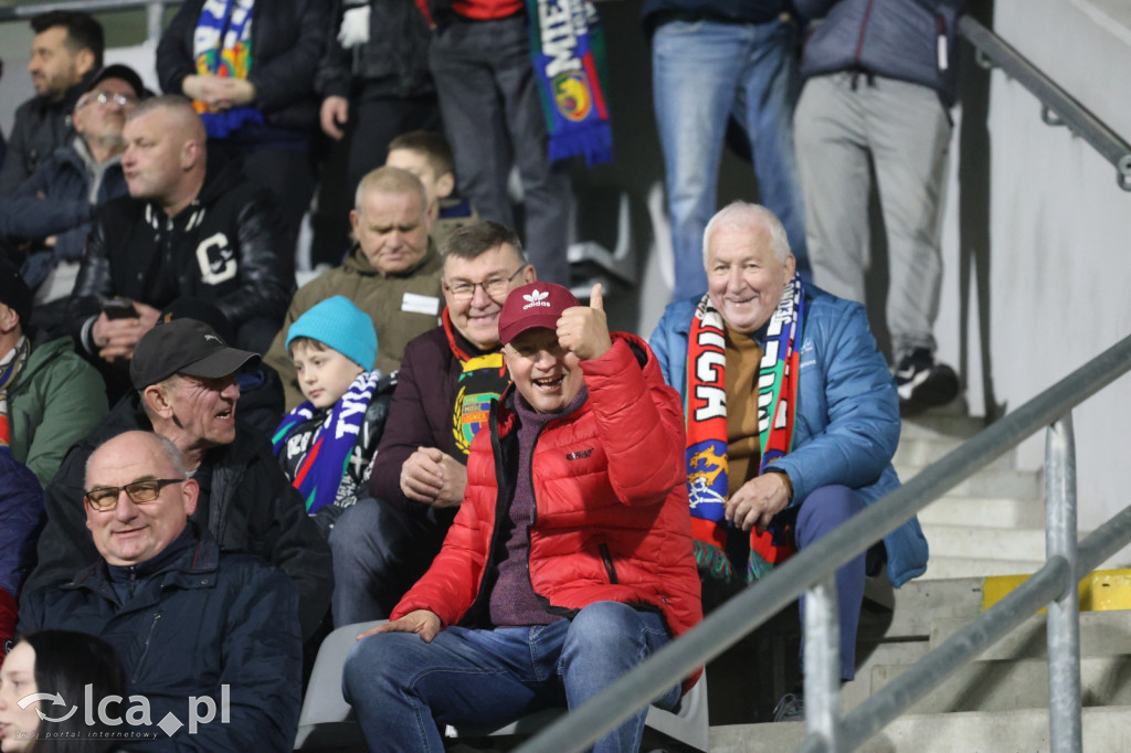 Na trybunach kibicowano z klasą! Zobacz zdjęcia