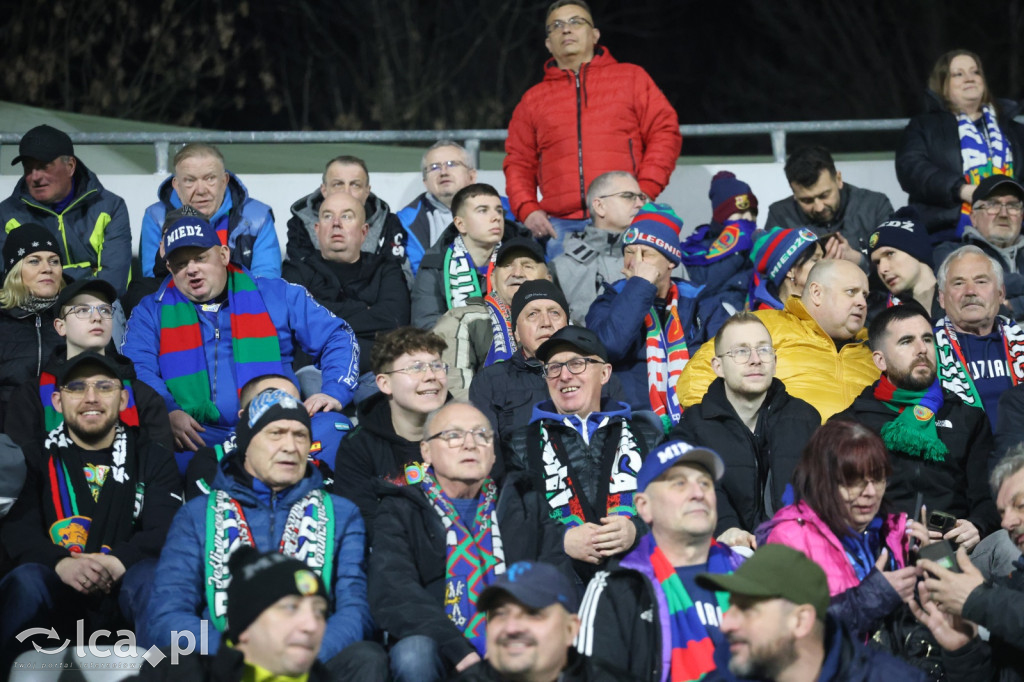 Na trybunach kibicowano z klasą! Zobacz zdjęcia