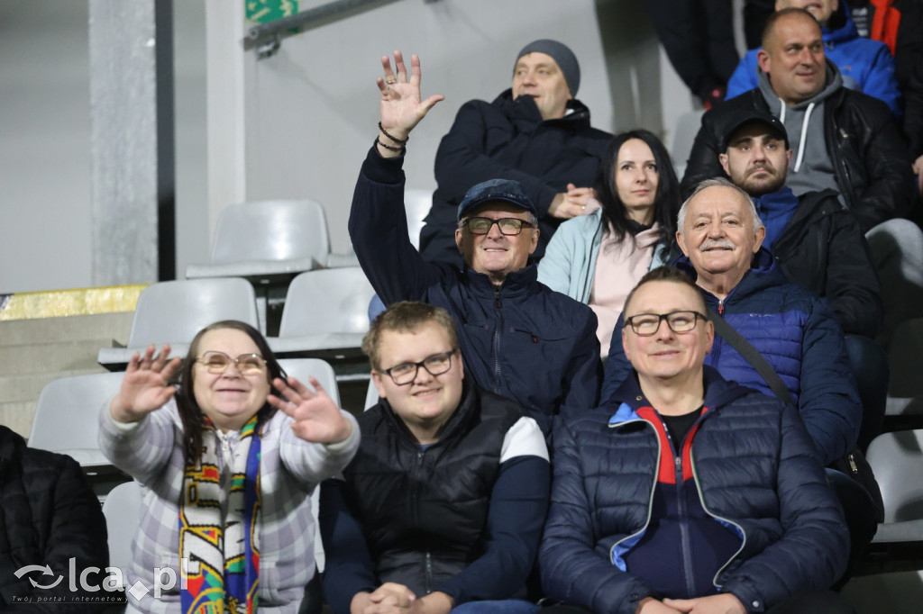 Na trybunach kibicowano z klasą! Zobacz zdjęcia