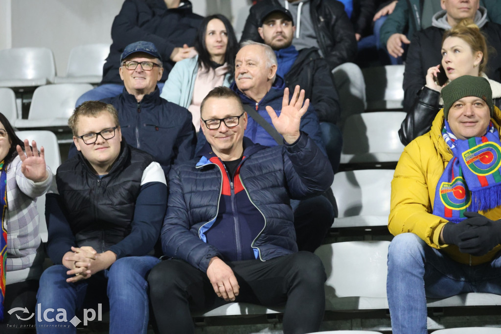 Na trybunach kibicowano z klasą! Zobacz zdjęcia