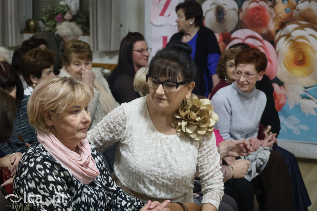 Kabaret i Beatlesi na Dzień Kobiet w Prochowicach