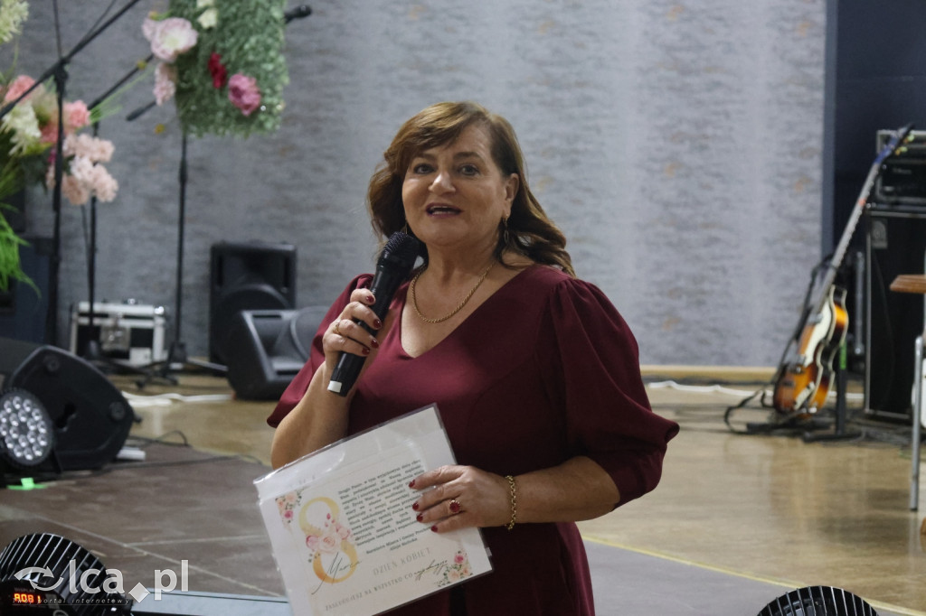 Kabaret i Beatlesi na Dzień Kobiet w Prochowicach