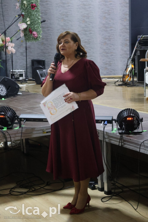 Kabaret i Beatlesi na Dzień Kobiet w Prochowicach