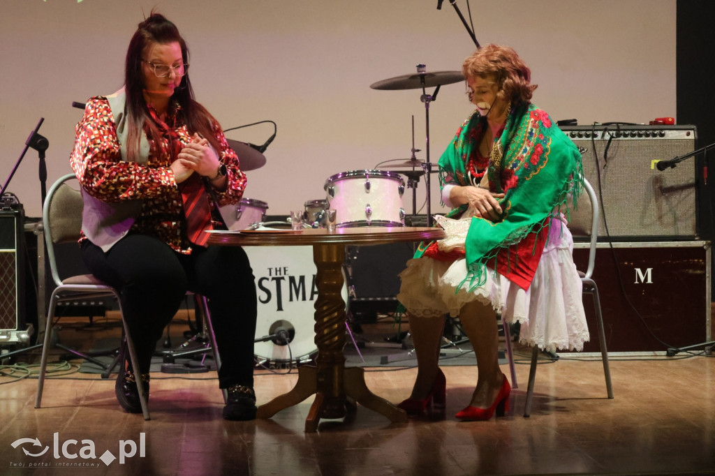 Kabaret i Beatlesi na Dzień Kobiet w Prochowicach