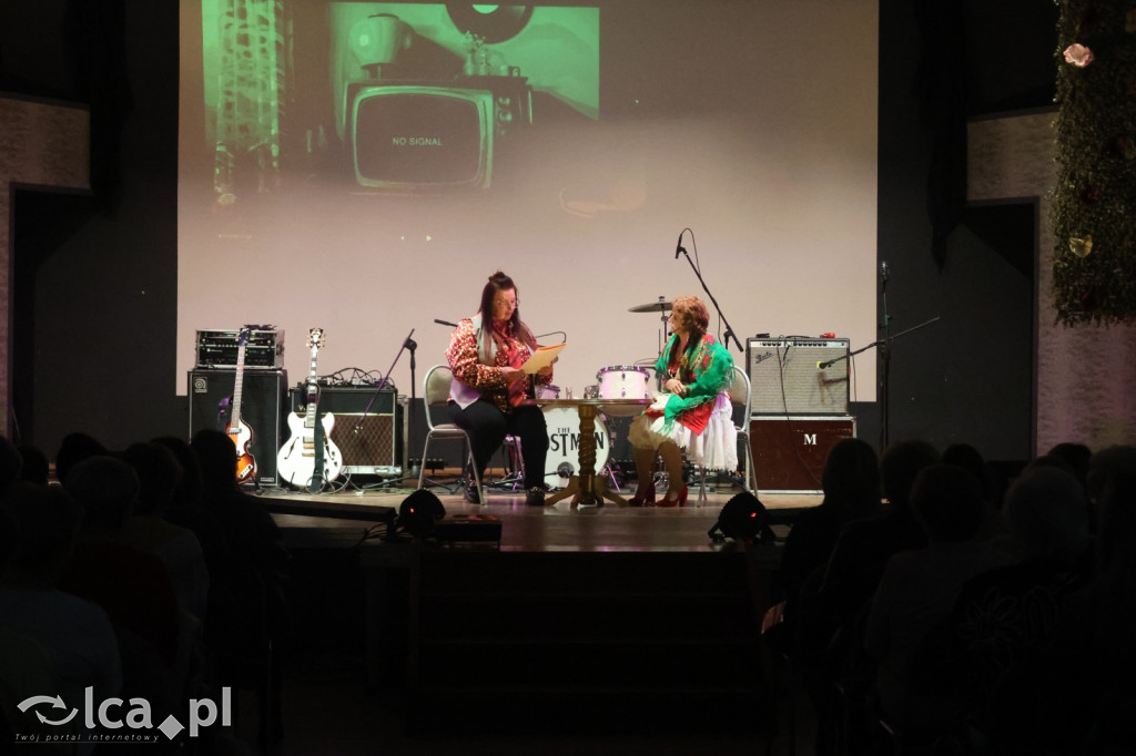 Kabaret i Beatlesi na Dzień Kobiet w Prochowicach