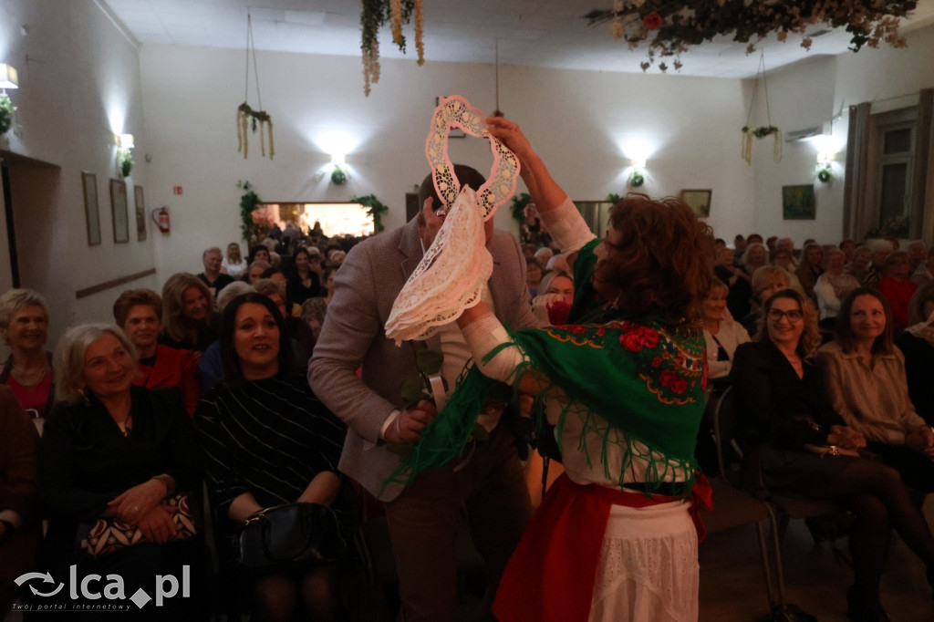 Kabaret i Beatlesi na Dzień Kobiet w Prochowicach