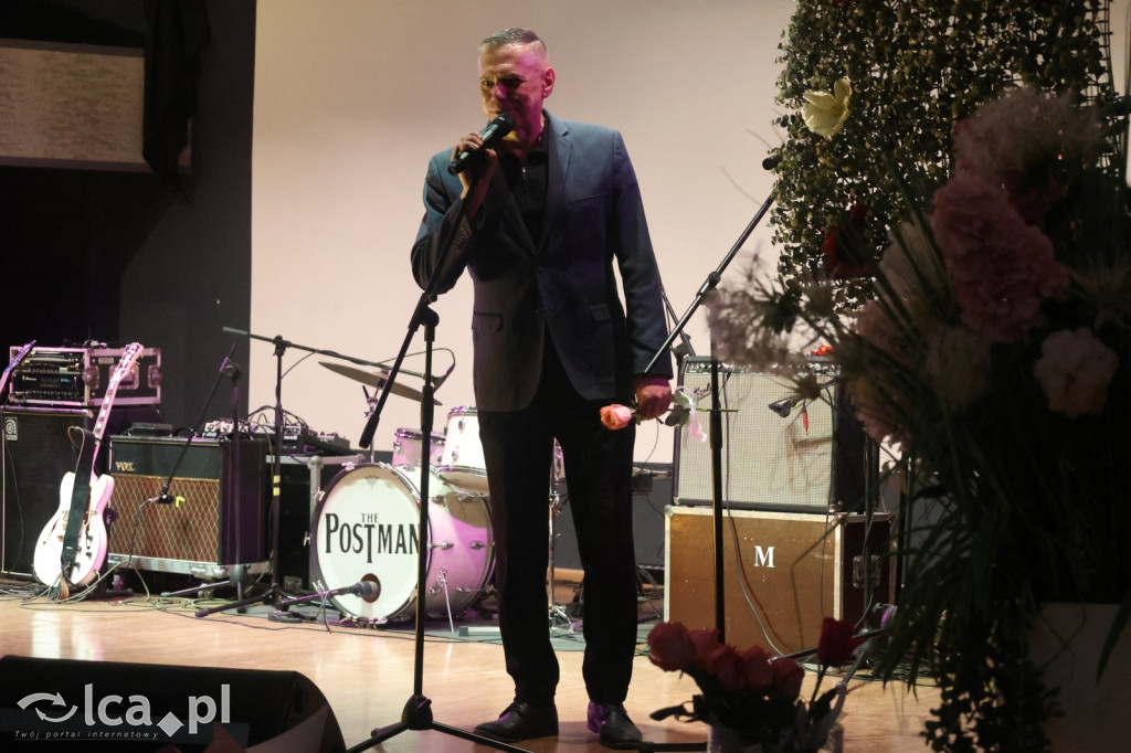 Kabaret i Beatlesi na Dzień Kobiet w Prochowicach