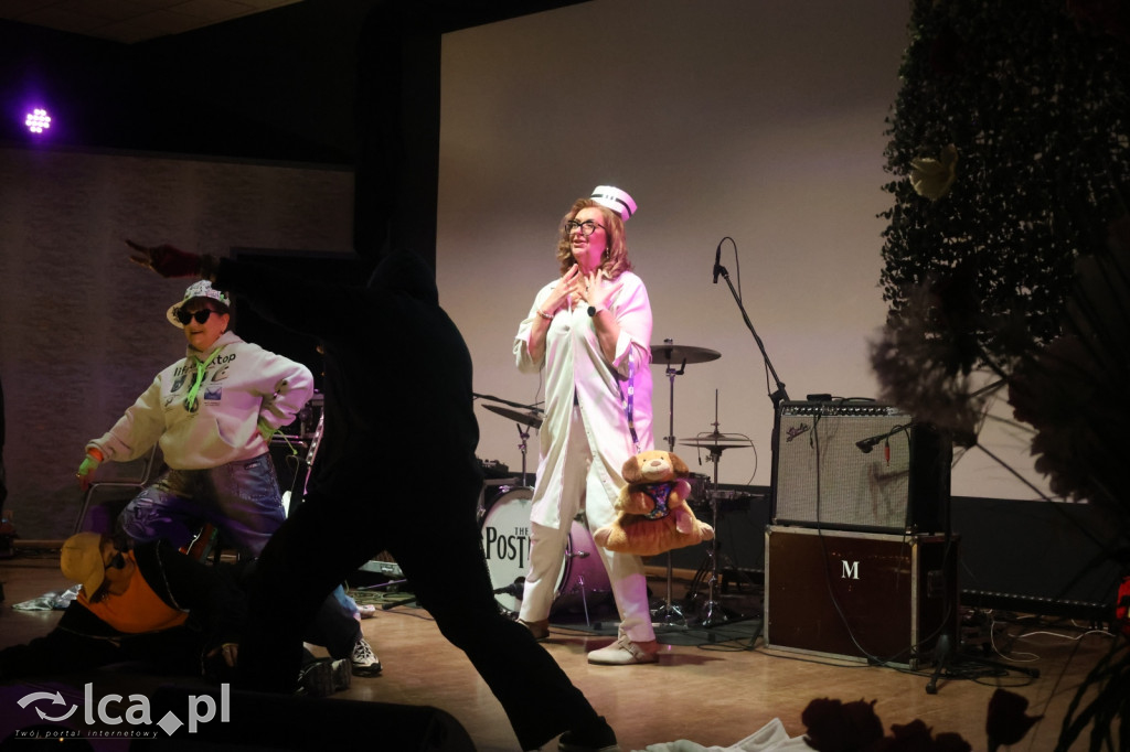 Kabaret i Beatlesi na Dzień Kobiet w Prochowicach