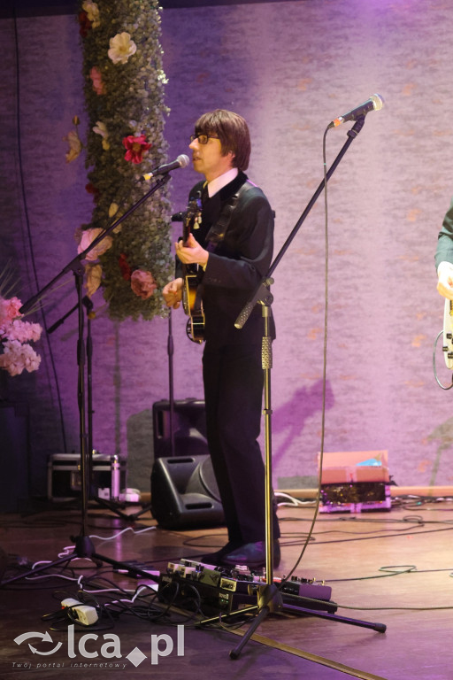 Kabaret i Beatlesi na Dzień Kobiet w Prochowicach