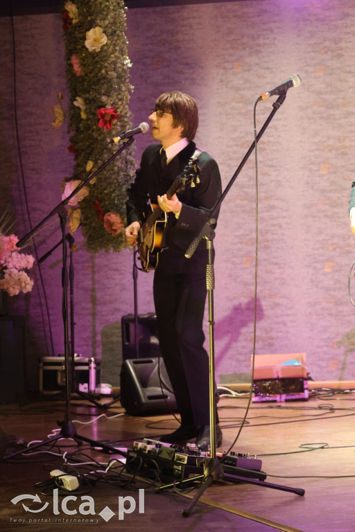 Kabaret i Beatlesi na Dzień Kobiet w Prochowicach