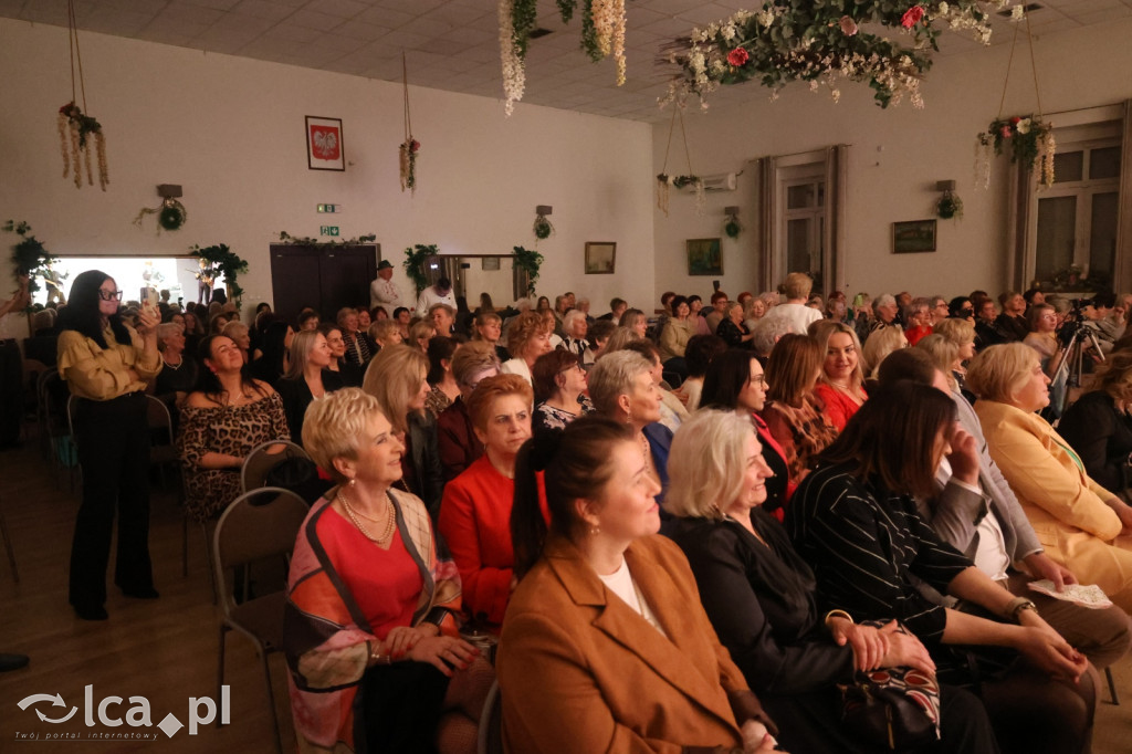 Kabaret i Beatlesi na Dzień Kobiet w Prochowicach