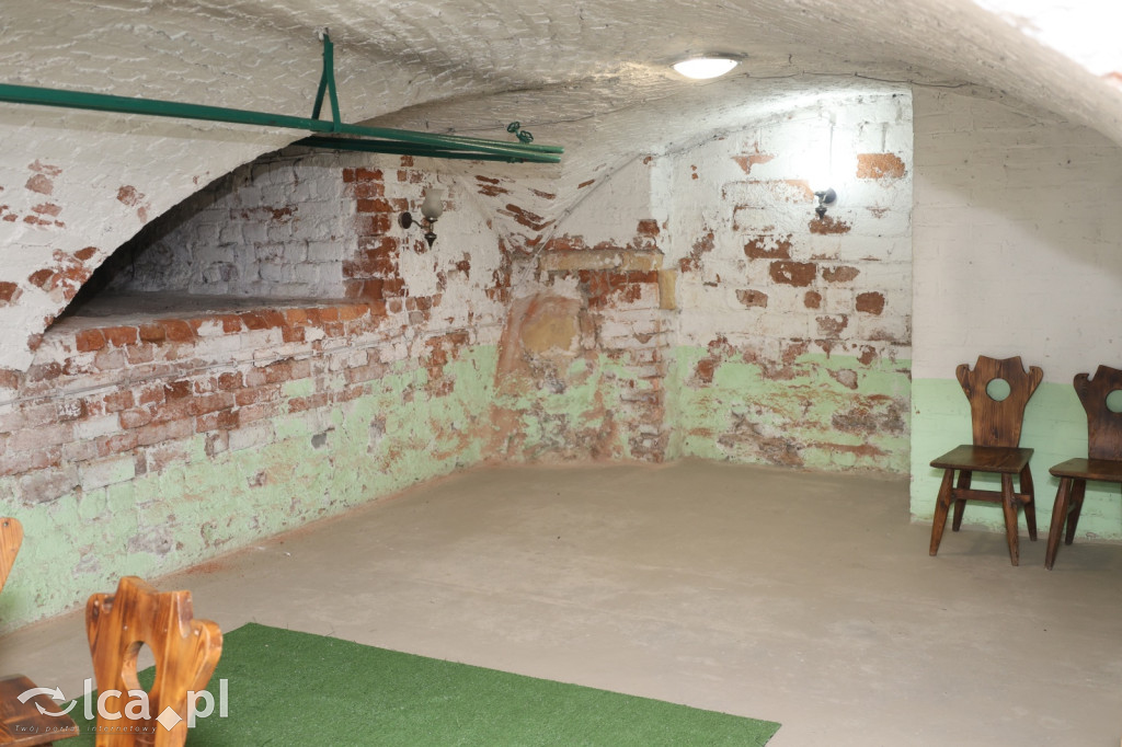 Tajemnice ukryte w belkach stropowych i kryptach