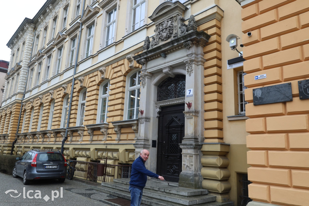 Tajemnice ukryte w belkach stropowych i kryptach