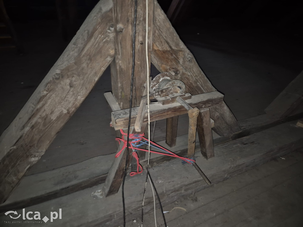 Tajemnice ukryte w belkach stropowych i kryptach