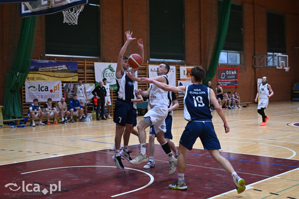 Dominacja Lwów na Piekarach – pewne zwycięstwo KS Basket Legnica