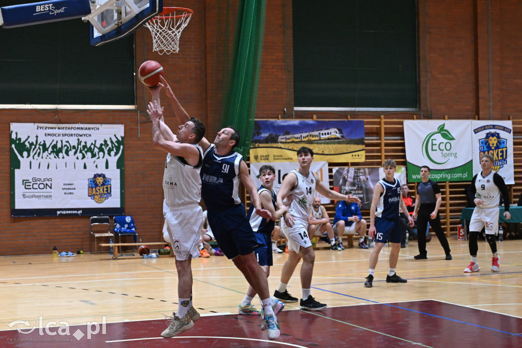 Dominacja Lwów na Piekarach – pewne zwycięstwo KS Basket Legnica